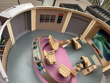 Playmates Star Trek The Next Generation Enterprise Bridge Playset  W/ 7 Figures 