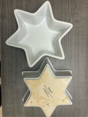 Chantal Star Shaped Ceramic Serving Baking Dishes White Set of 2