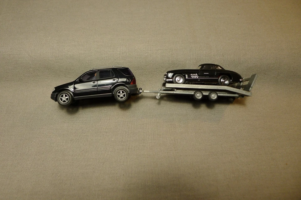 Busch HO, Mercedes ML avec chauffeur + remorque chargée !! - Photo 2/3