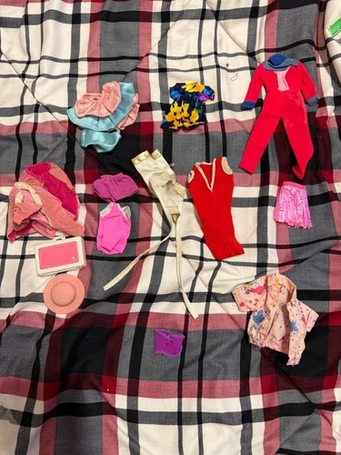 Huge Lot Vintage Barbie 80s 90s Clothes & Accessories Picnic Boots All Sorts