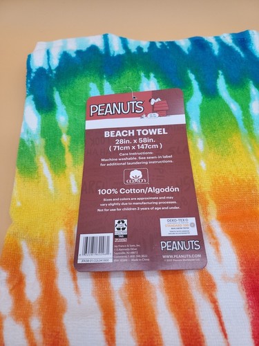 Peanuts New With Tags Snoopy Tie Dye 28in x 58in Beach Towel 100% Cotton - Picture 3 of 14