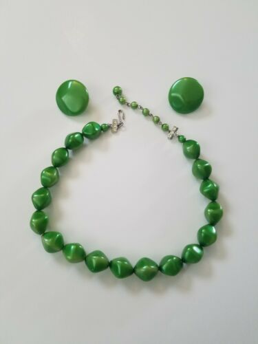 Vintage Green Beaded Necklace Clip on Earring Set - image 1