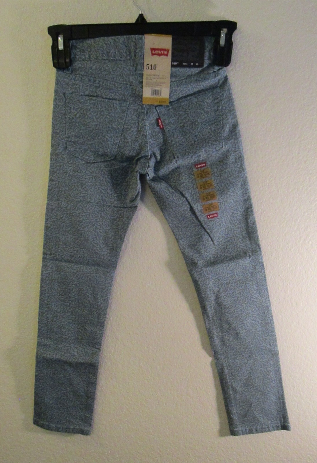 Picture 3 of 4
