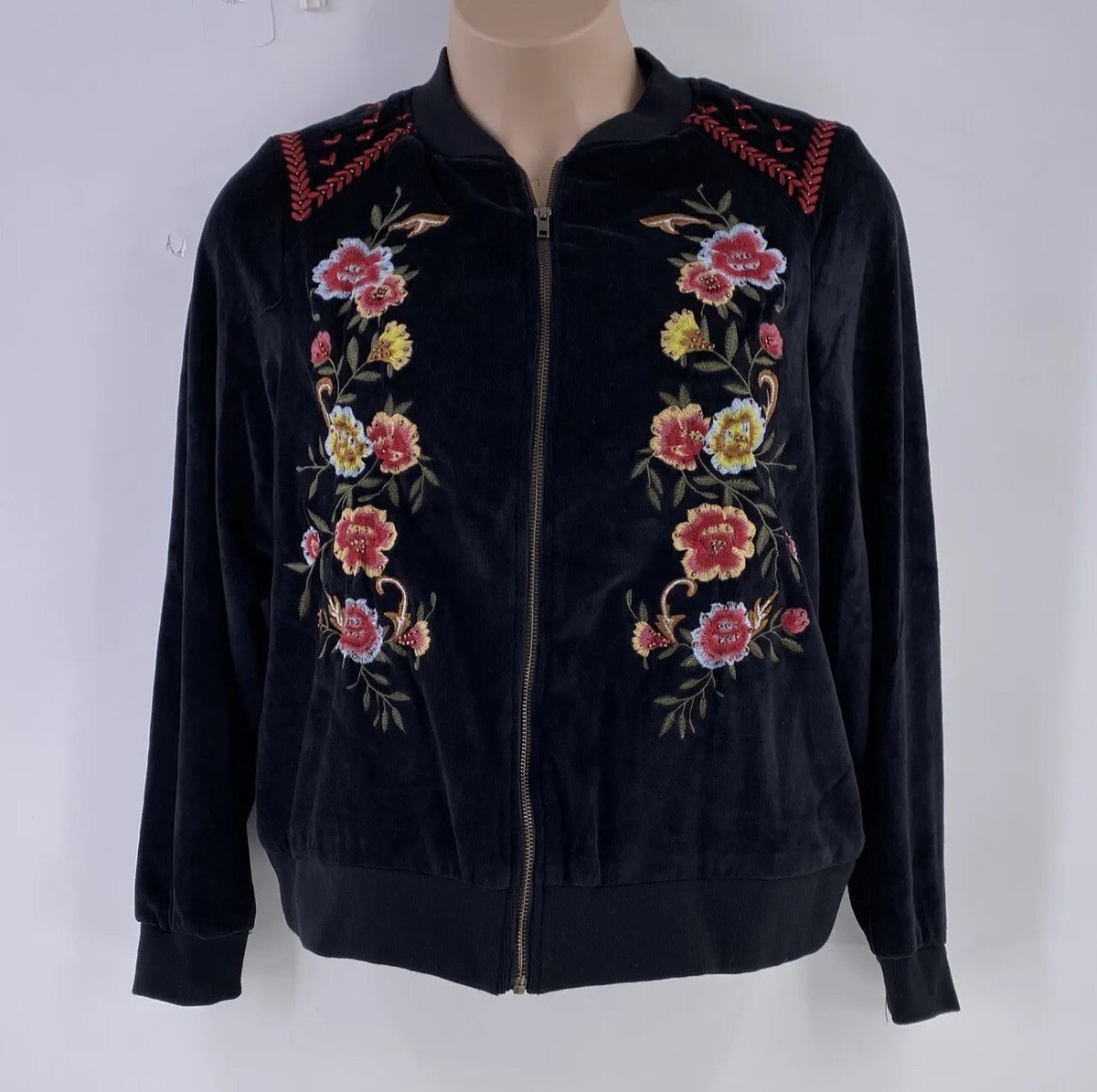 ジャケット・アウター TORRID velor flower embroidery jacket TORRID velor flower embroidery jacket