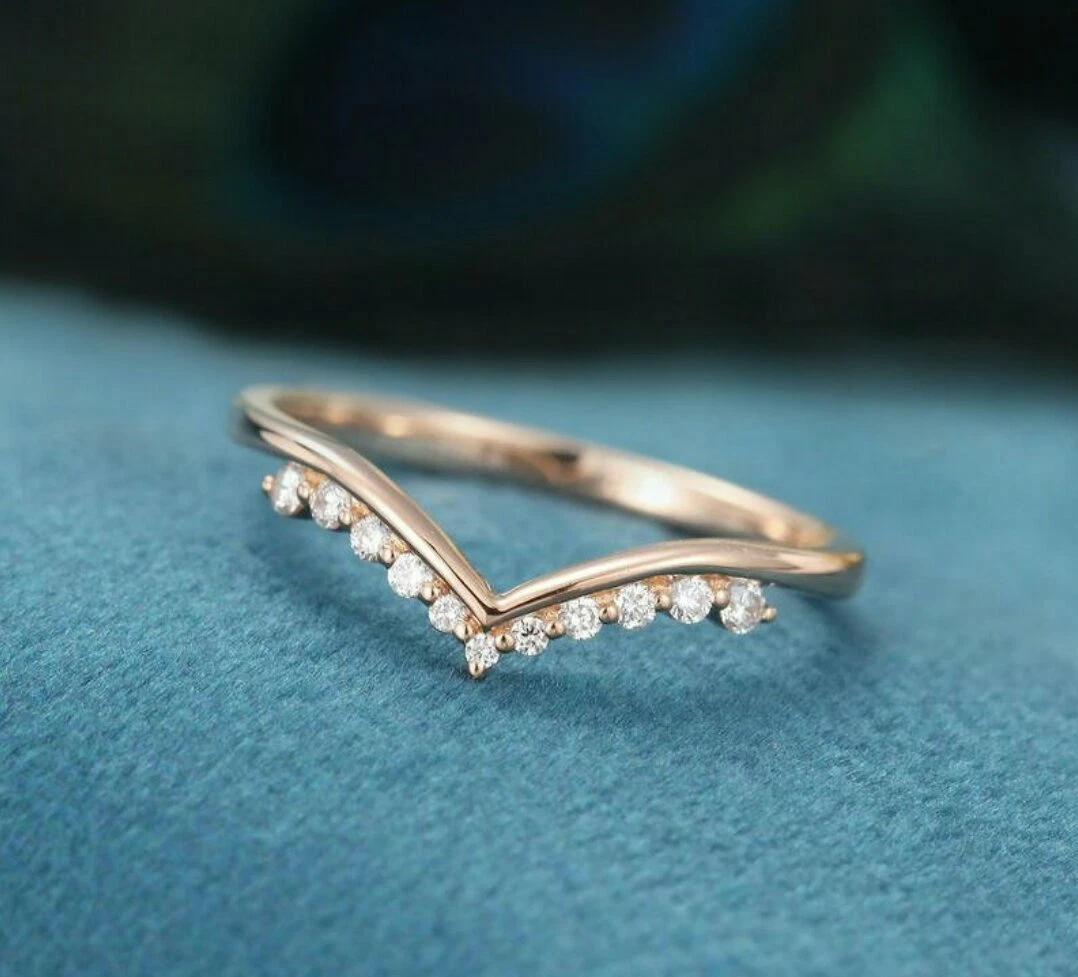 Diamond Curved Wedding Band 14k Solid Gold Women Chevron Bridal Wedding Ring