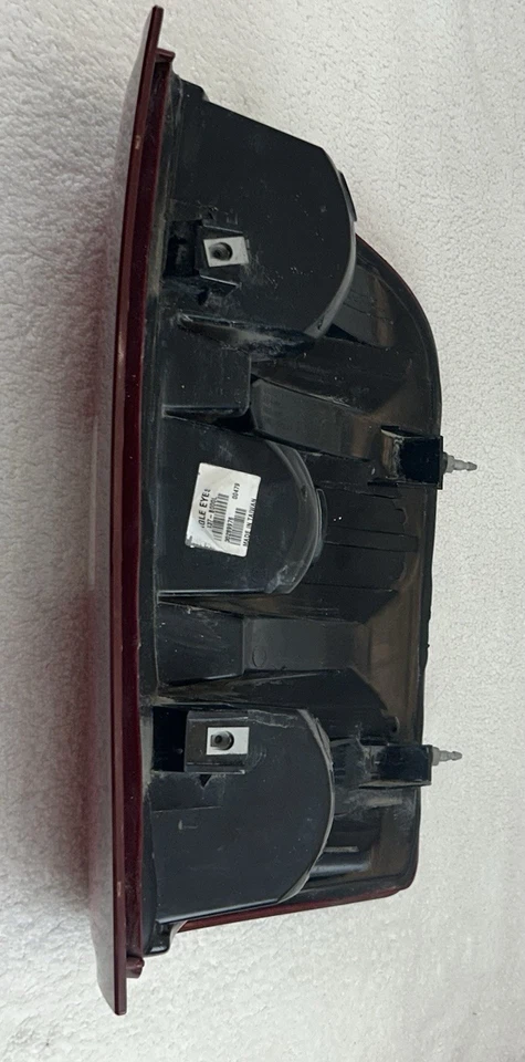 Luz trasera para Chevrolet Silverado 1500 2007-2013 y Silverado 2500 HD LH 07-10. Foto 4 de 4