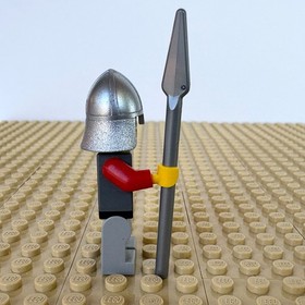 LEGO Castle, Kingdoms: Lion Knight Scale Mail, cas450, 7947, TOWER RESCUE, 2010