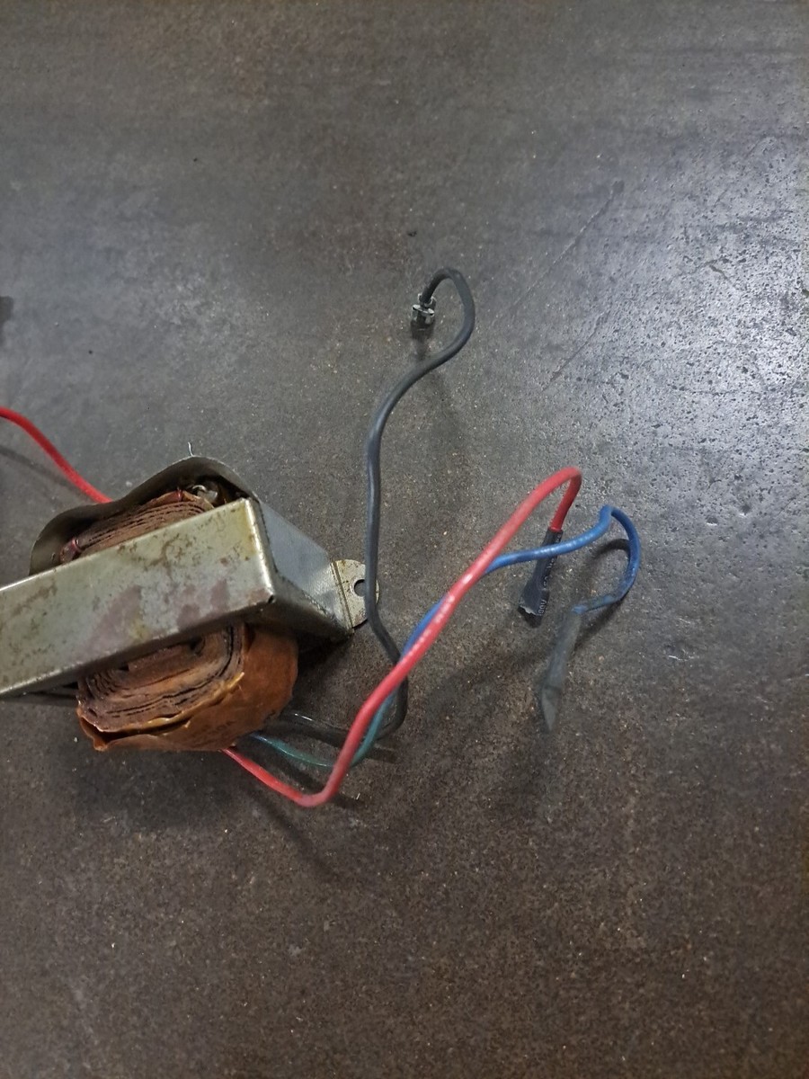 Transformateur CARRIER HT01AW229A / HT01AW229 - 24V AC, Neuf (surplus De Stock), Sans Emballage