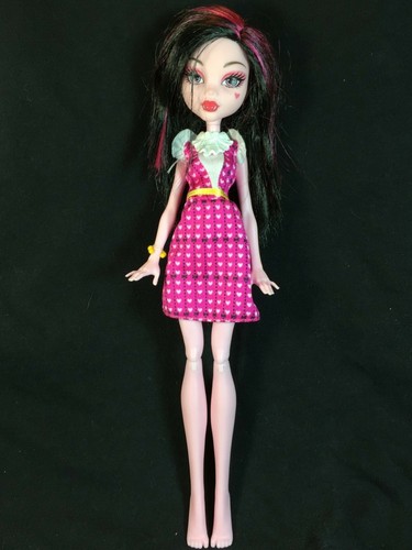 Monster High Doll - DRACULAURA - Pink 
