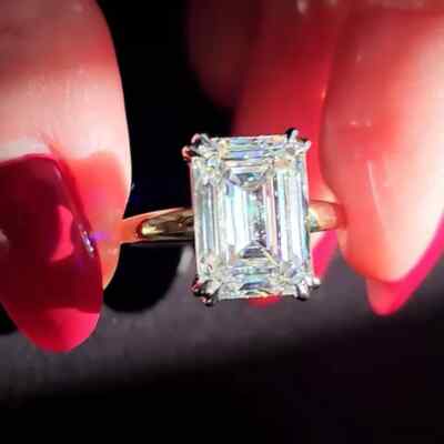 4,75 ct Smaragdschliff Moissanit versteckte Galerie Verlobungsring 9 kt bicolor Gold