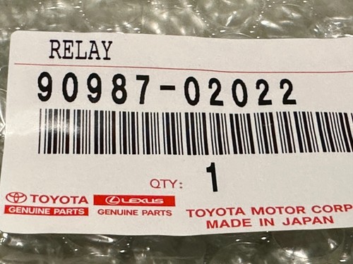 Lexus Genuine GX470 Toyota 4Runner Camry Magnet Clutch Relay 90987-02022 OEM - Picture 2 of 16