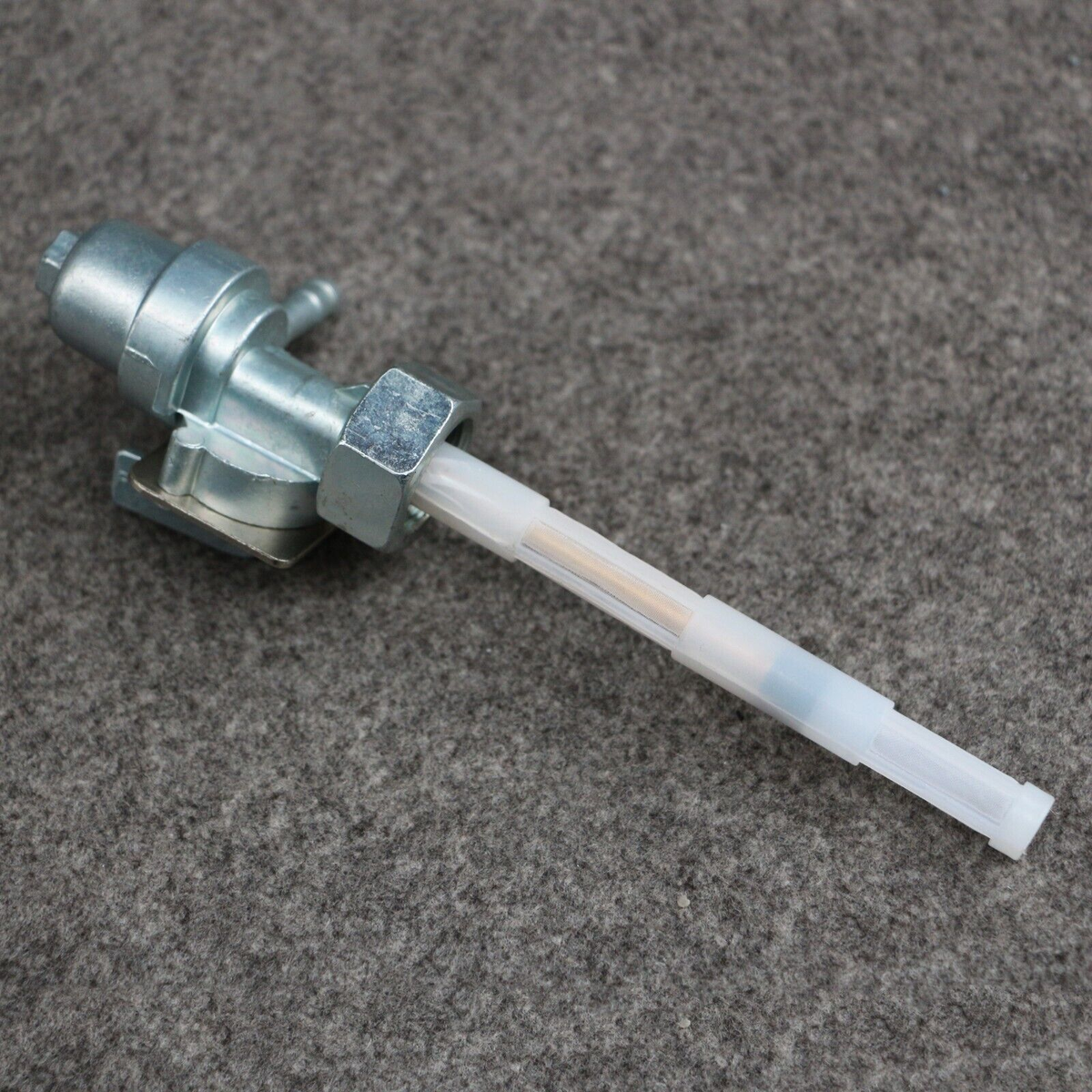 Gas Fuel Tap Petcock Switch Valve For Honda GL650 CB750F CB900C CBX1000 VT1100 E - Foto 3