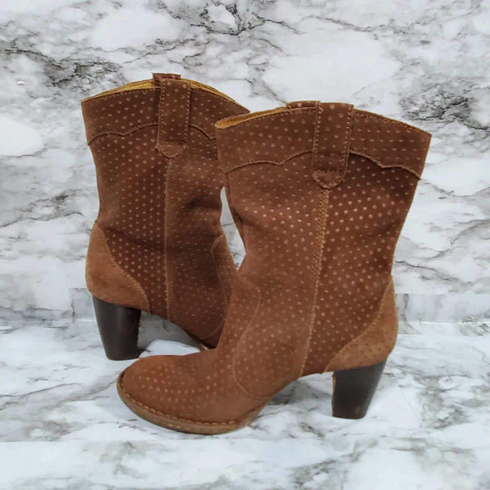 Born Genevieve Botas Para Mujer 7 Marrón Lunares Gamuza Media Pantorrilla Tacón Bloque Zapatos Foto 4 de 4