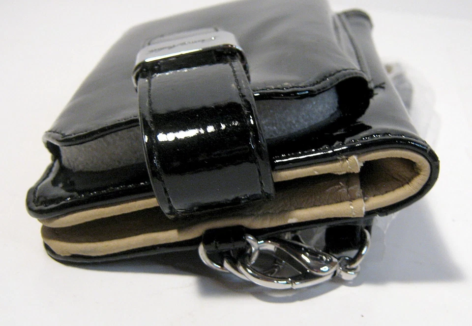 Portatarjetas billetera de charol negro Grace Adele - sin usar Foto 4 de 4