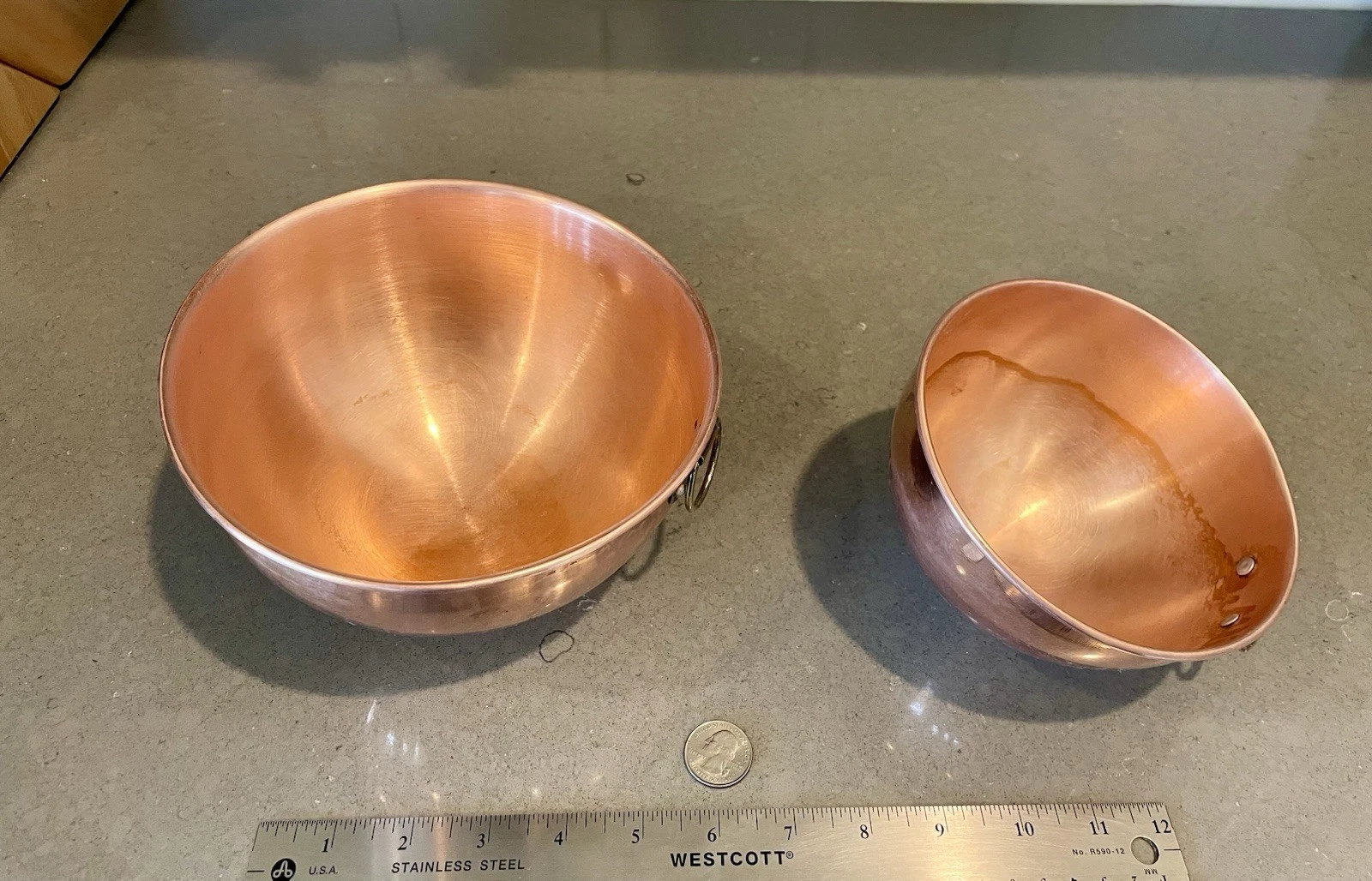 Vintage copper mixing bowls. Set Of 2. 18cm & 14cm