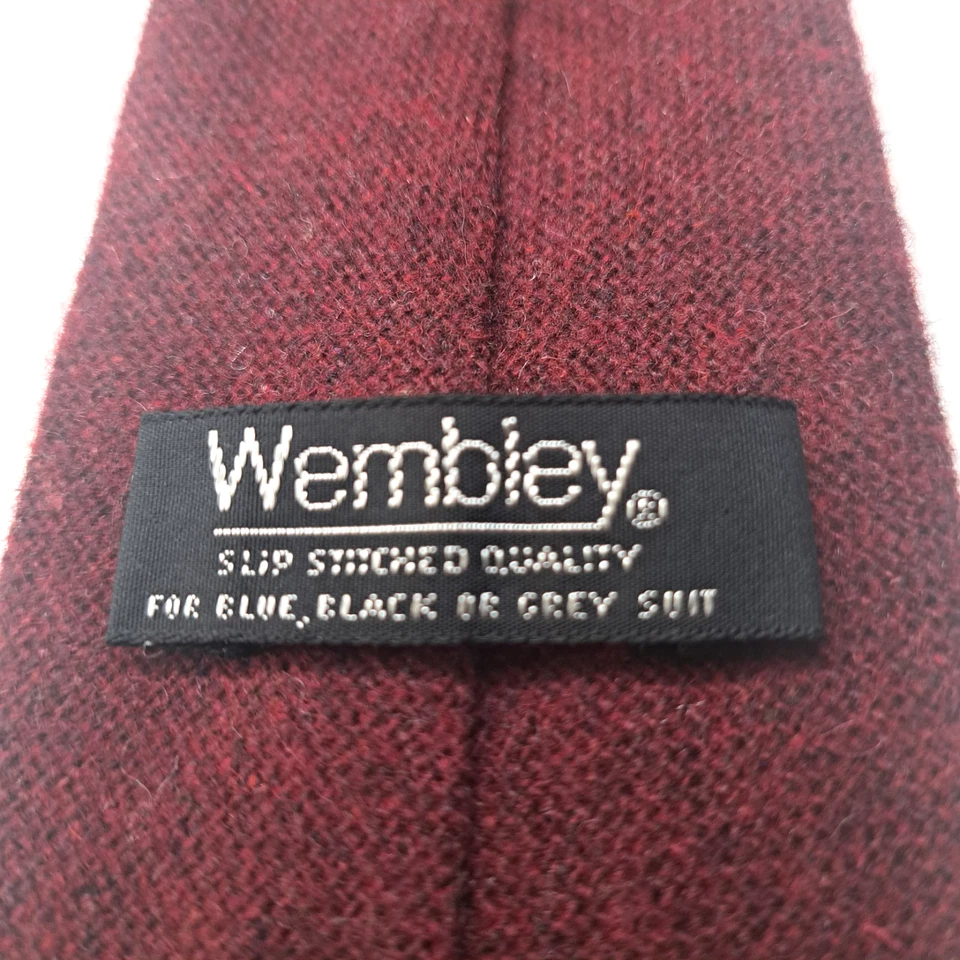 Vintage Wembley Wool Acrylic Blend Tie Wine Red 3.25" x 56" - Image 3 of 4