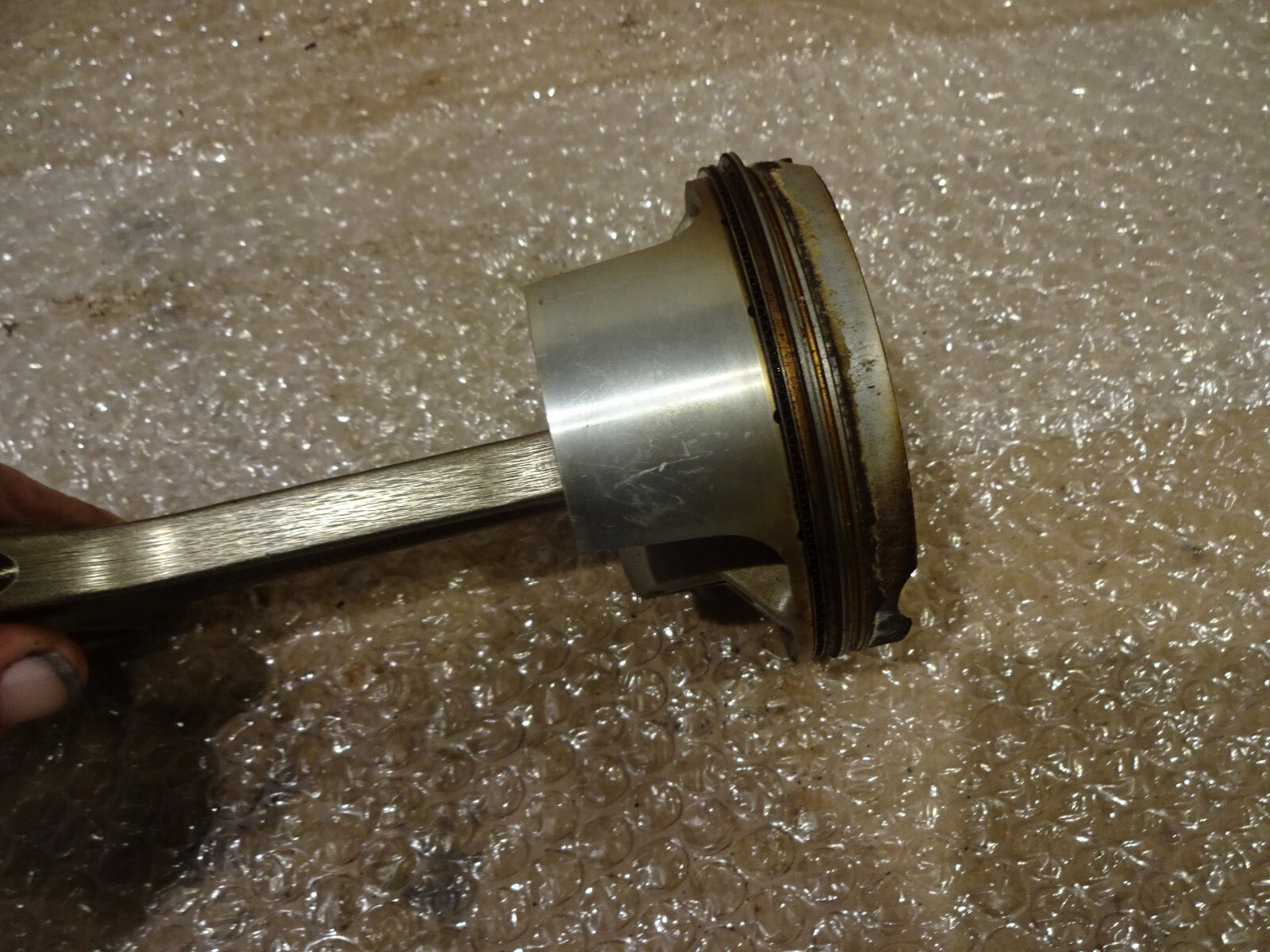 Maserati 4200, Quattroporte-LH Engine Piston & Con Rod Cyl# 7 -P/N 198412-192402