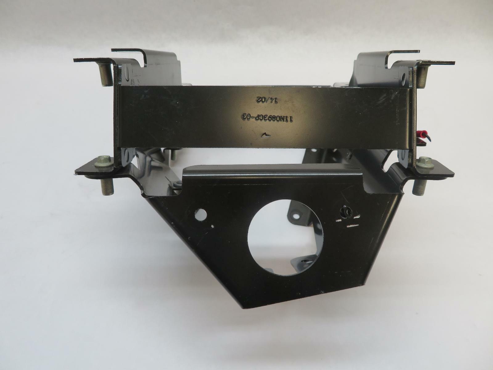 2015 MCLAREN 650S RIGHT PASSENGER FLOOR BRACKET MOUNT 11N0893CP.03 11M0687CP.04