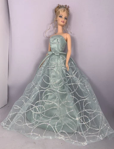Vintage 1991 Barbie Ice Blue Dress Mattel