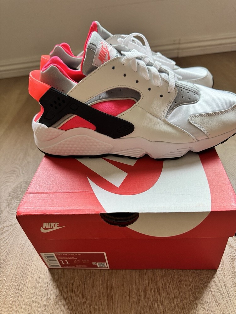 Size 11 - Nike Air Huarache “Icons - Infrared” Mens