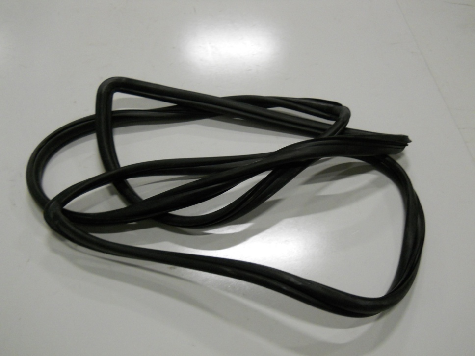 2pc Windshield Gasket w/Trim for 1947 1948 1949 1951 1952 1953 Chevy