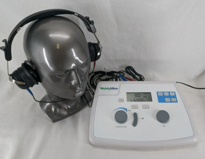 Hillrom Welch Allyn AM282 Manual Audiometer 28200 WA AM282 w/ case