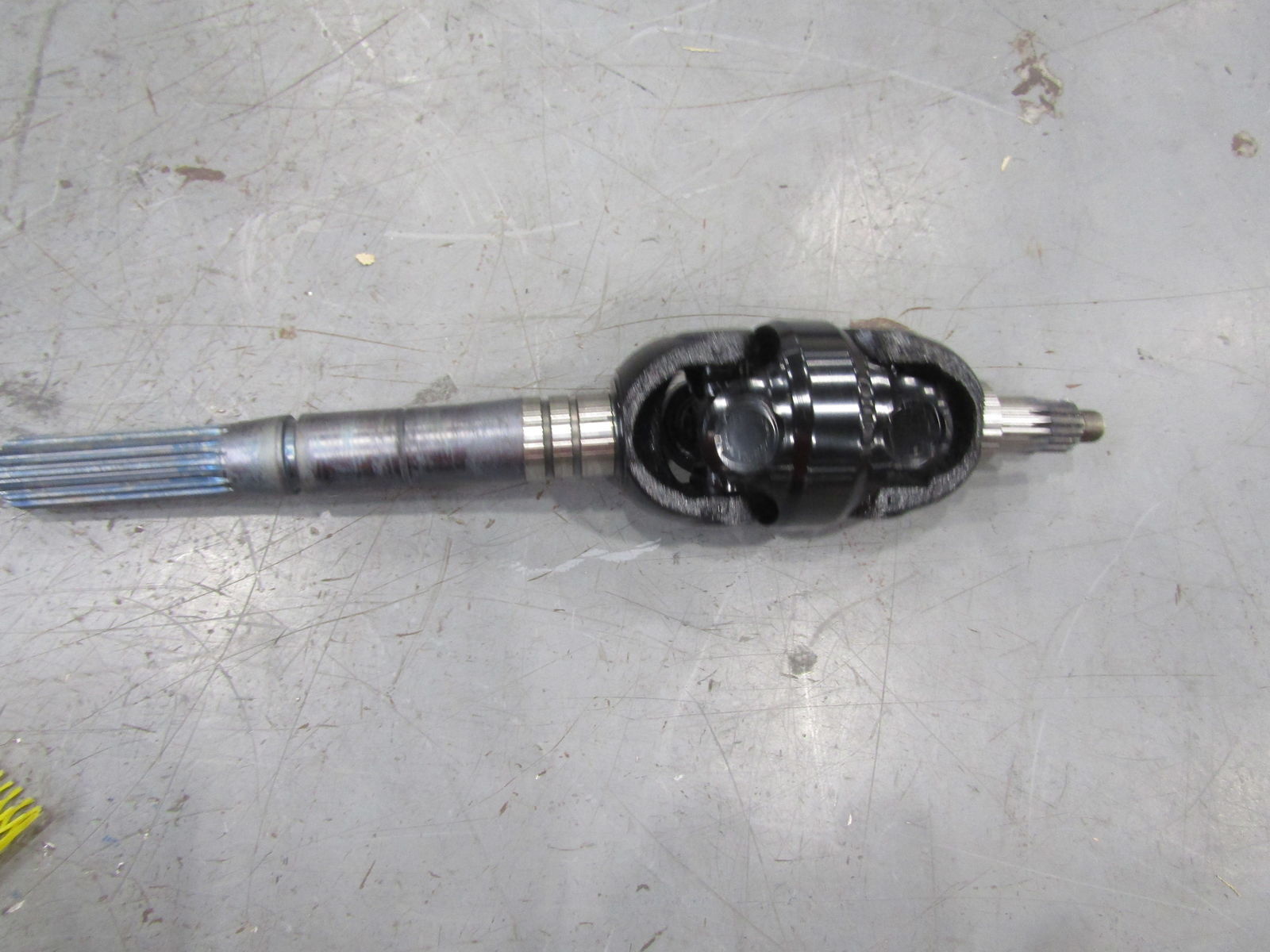 Quicksilver Mercury Mercruiser Universal Joint Assembly 864244A2 eBay