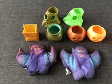 Set of 8 Vintage 1989 Hardee's Halloween Hideaways Smooshies Hallmark 2 Bats