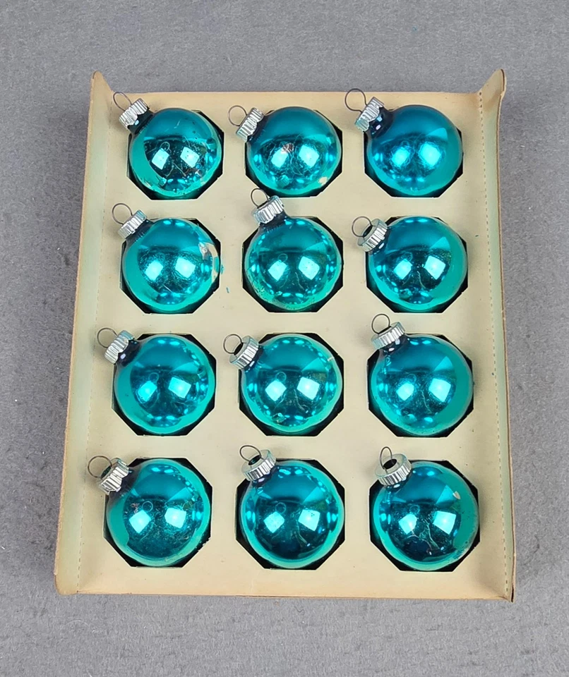 12 adornos navideños vintage brillantes Brite vidrio mercurio azul con caja 1967 Foto 3 de 4