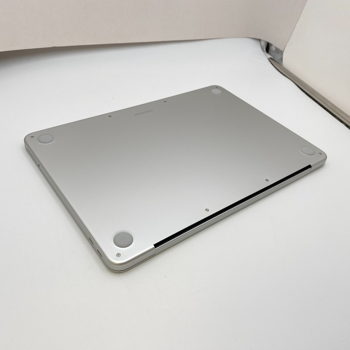 Apple MacBook Neo 13
