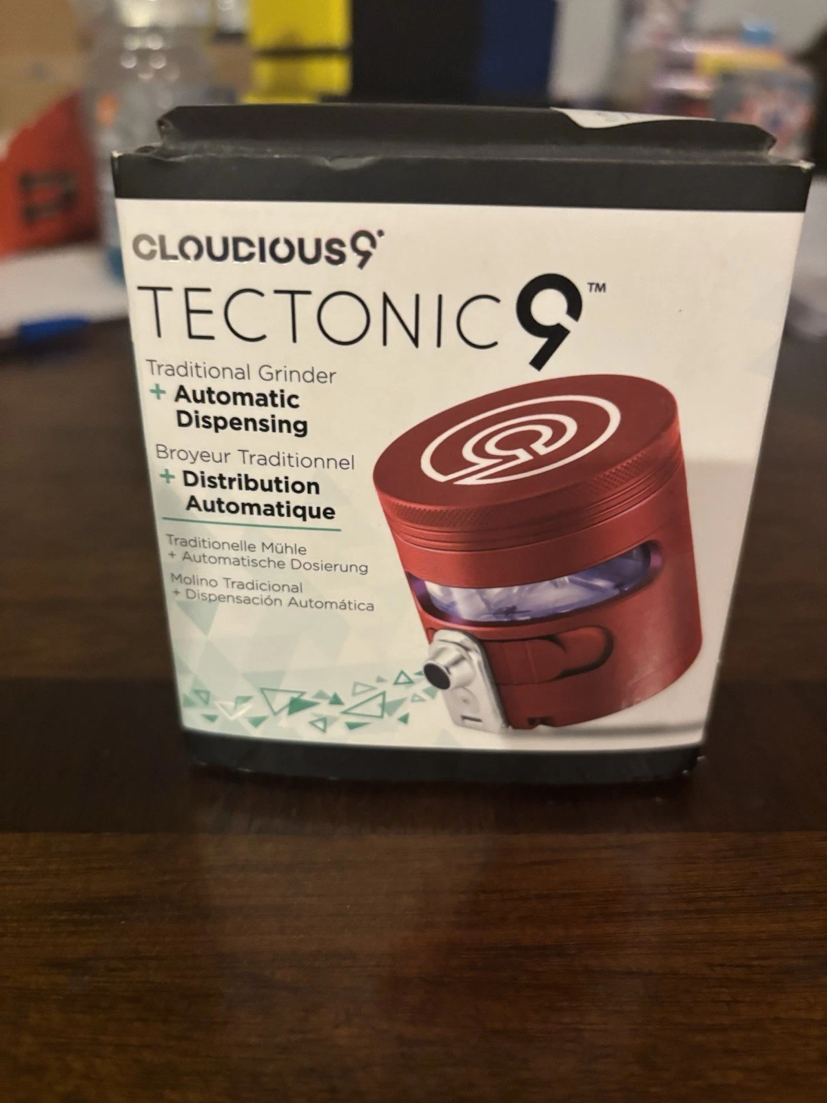 CLOUDIOUS9 Tectonic9 Herb Grinder Automatic Electric Herbal Spice Dispenser NEW
Opens in a new windo