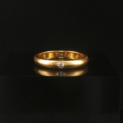 18k Yellow Gold and 0.05ct Flush Set Diamond Solid Band Ring Size 7