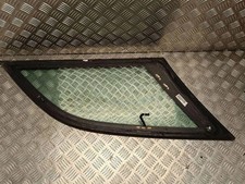 MERCEDES-BENZ E W211 Heckscheibe hinten rechts A2126702012 2.20 Diesel 30522952 MERCEDES-BENZ E W211 Heckscheibe hinten rechts A2126702012 2.20 Diesel 30522952