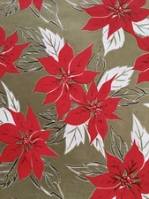VTG CHRISTMAS WRAPPING PAPER GIFT WRAP RED POINSETTIA WHITE LEAVES ON GOLD NOS