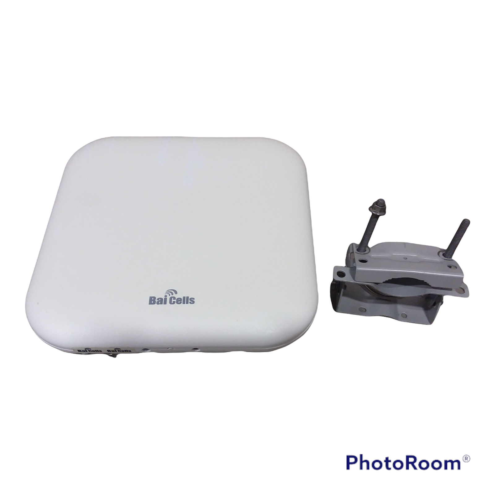 BaiCells EG7035E-M11 Atom OD04 3.5GHz Outdoor LTE CPE CAT 4 1T2R 19.5dBi w/Mount