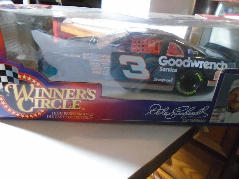 WINNER'S CIRCLE 1997, Stock Auto Serie Pressofuso ,# 3 Dale Earnhardt, Rcr, 1/24 - Immagine 3 di 4