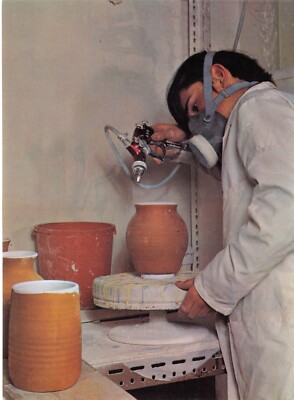 FOSTER POTTERY COMPANY POSTKARTE SPRÜHEN FLÜSSIGGLASUR SEHR GUT NEUWERTIG
