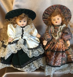 porcelain dolls that play music