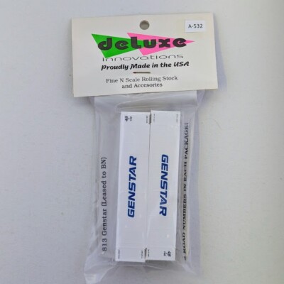 Deluxe Innovations C813 N Scale 2 Pack 48' Containers Genstar Leased to BN