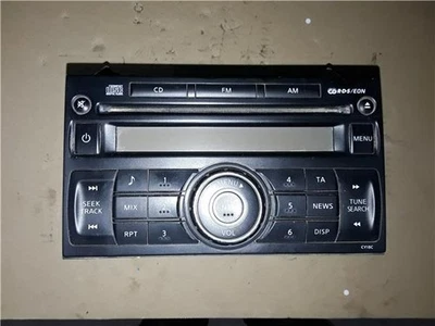 28185EB30A Radio/CD Nissan pathfinder item23 25 dci 4wd - Photo 1/4