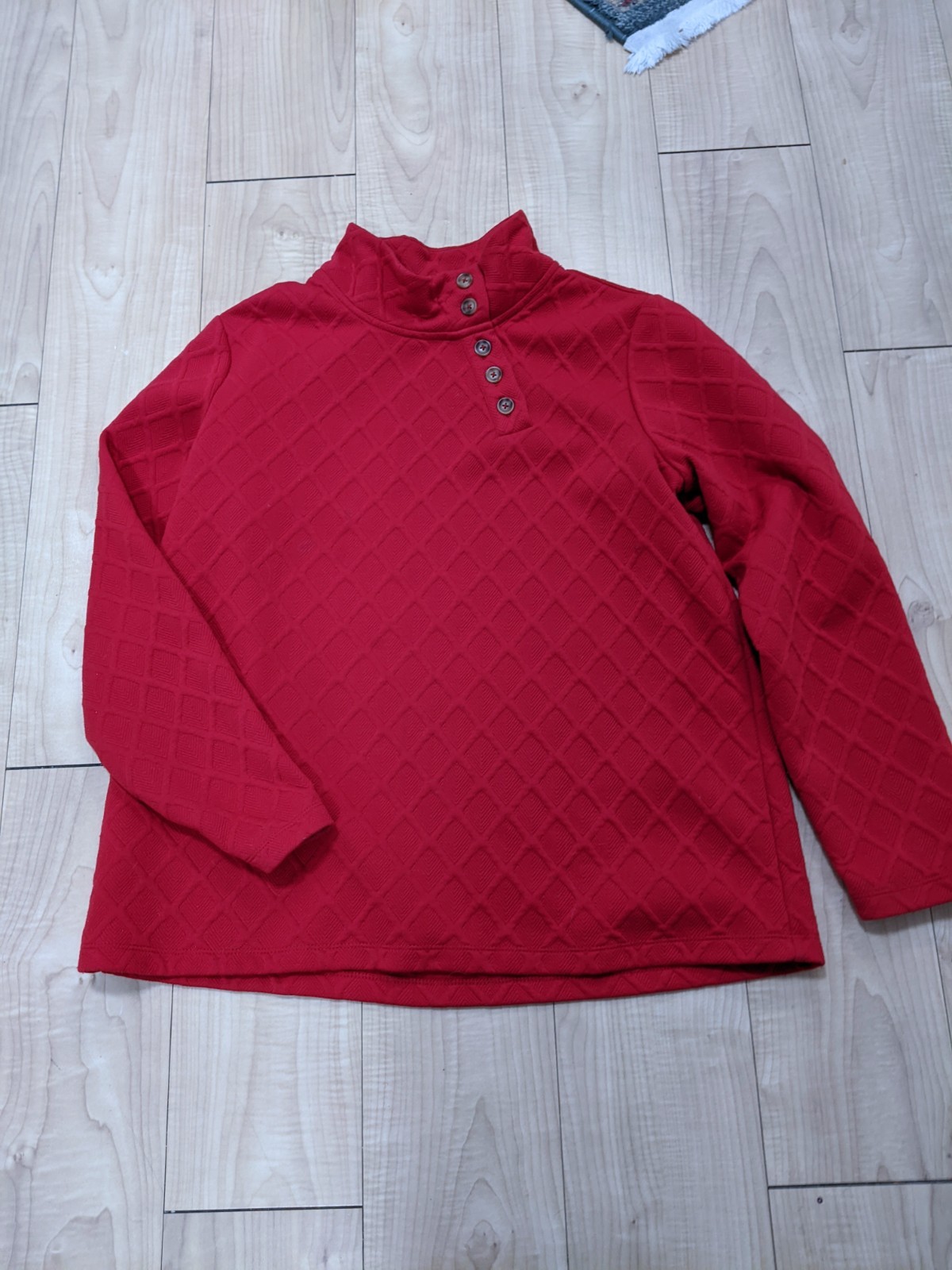 Two Twenty red mockneck button pullover topL - image 1