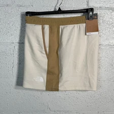 The North Face Women's Tnf Tech Shorts - Khaki Stone/ Gardinia white XXL 