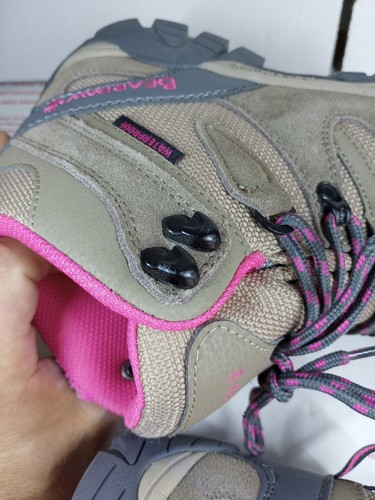 BEARPAW Women's Corsica Wide Waterproof Hiking Boots Taupe Size 7W Gray Pink - Picture 13 of 22