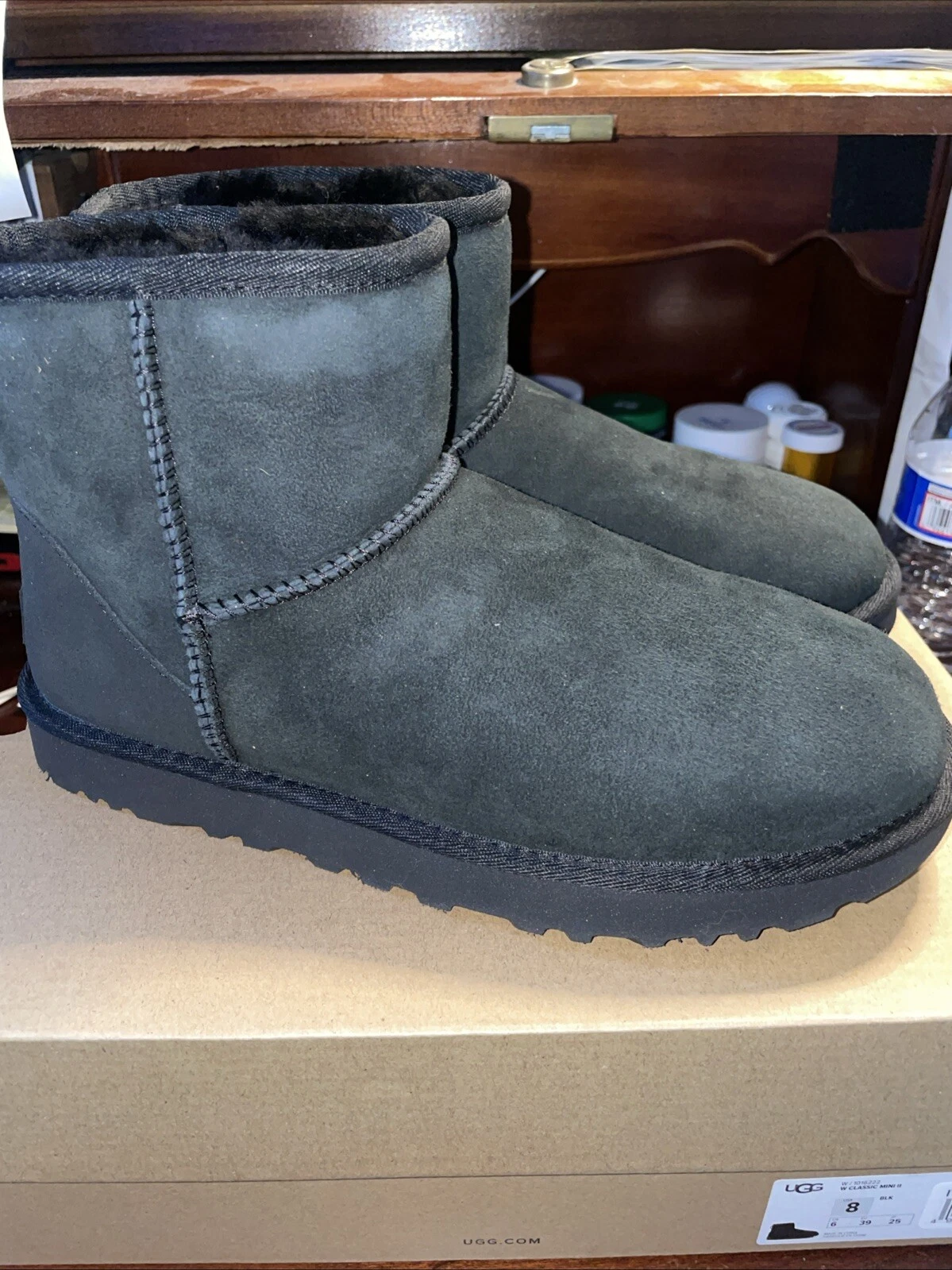 *NUOVO* UGG Classic Mini II Donna Taglia 8 Nero (1016222)