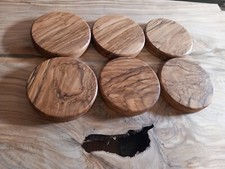 legno-wood di ulivo/olivo, cerchio x tagliere, sotto bicchieri, piatti ecc.