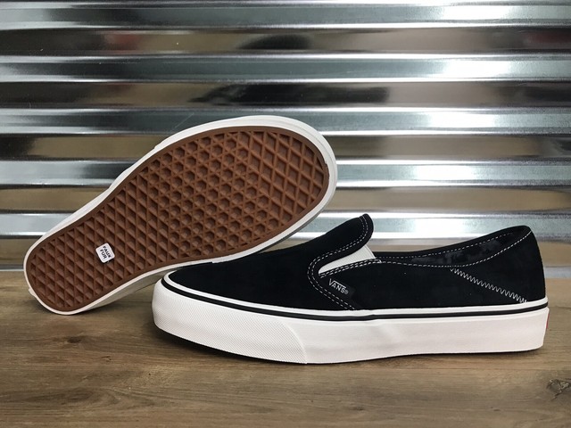 vans slip on fur inside