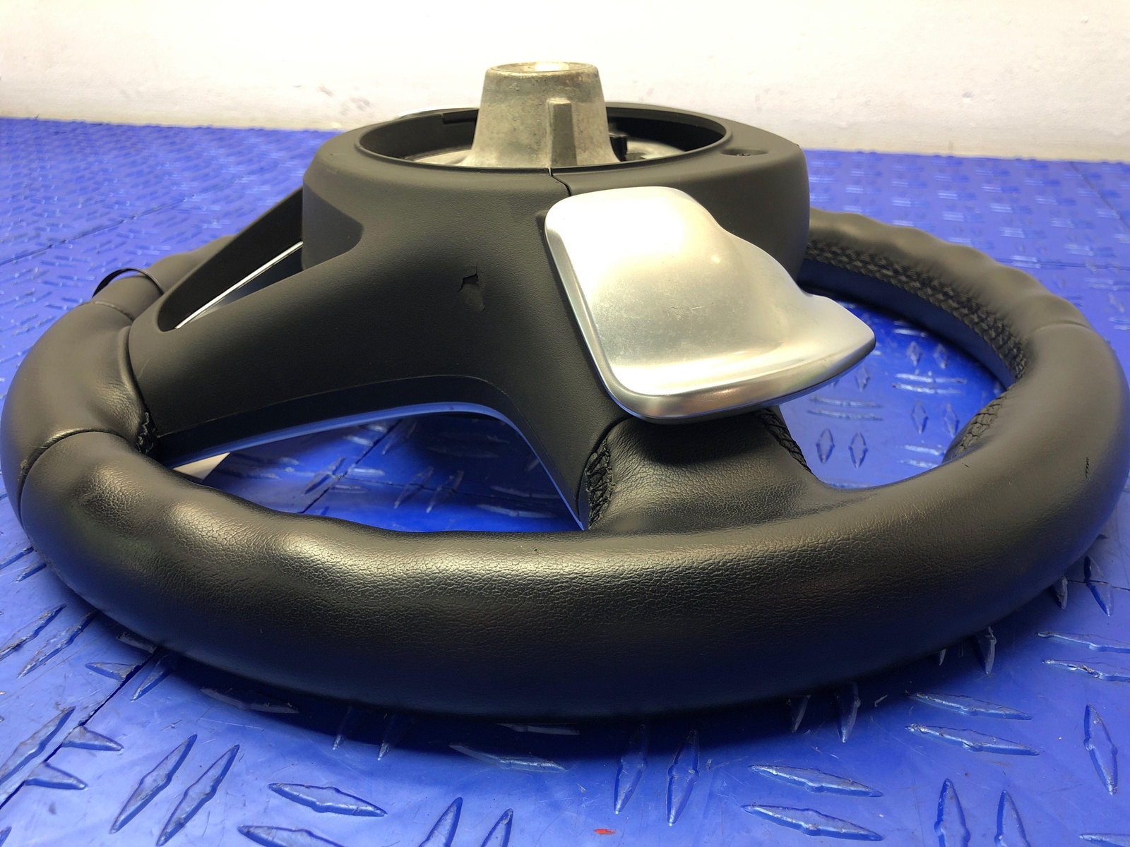 2014-2020 BMW I8 BLACK LEATHER STEERING WHEEL W/PADDLE SHIFTERS OEM 2015 2016