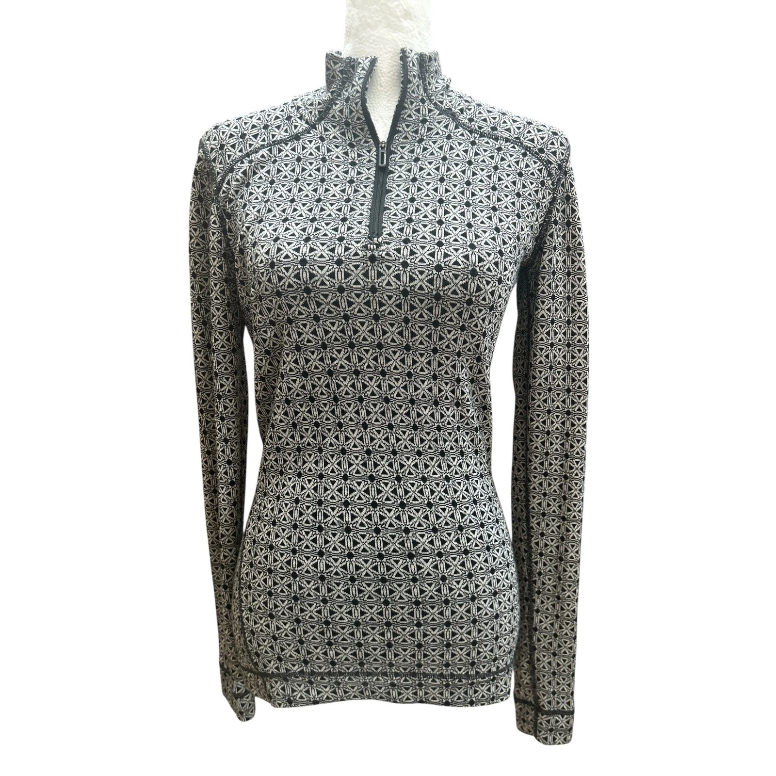 Smartwool Womens Merino Wool 1/4 Zip Base Layer Top Black White Geometric Small
