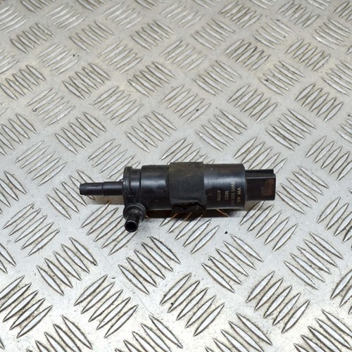 AUDI A5 8W6 Sportback Scheinwerferwaschanlage Tankpumpe 8W0955647 2.0d140kw 2017