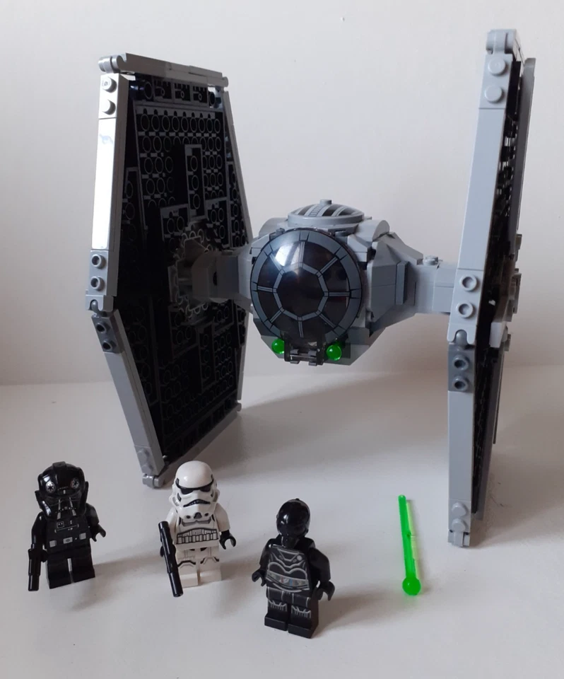LEGO Star Wars 75300 Imperial TIE Fighter, photo 1 sur 5